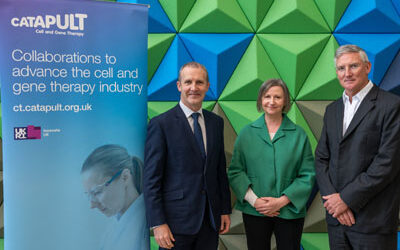 CGT Catapult launch on Edinburgh BioQuarter at new IRR building. (L-R) Michael Matheson MSP, Scottish Cabinet Secretary for NHS Recovery, Health and Social Care; Dr Jacqueline Barry, Chief Clinical Officer, Cell and Gene Therapy Catapult; Matthew Durdy, Chief Executive of the Cell and Gene Therapy Catapult